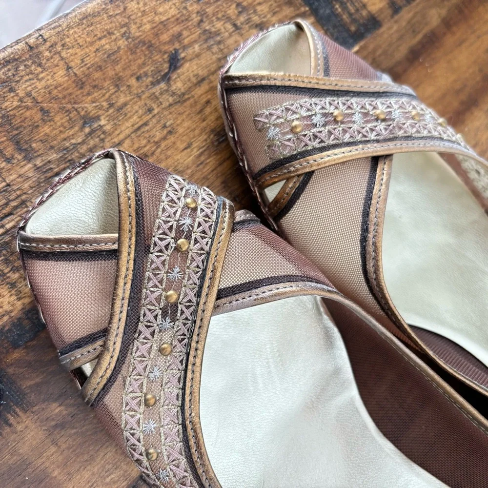 Prevata Gold and Brown Mesh Peep-Toe Wedge Size 6